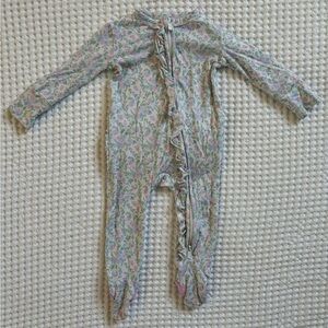 Posh Peanut Prarie Floral Ruffle 2-Way Zip Bamboo Sleeper: 0-3 Months